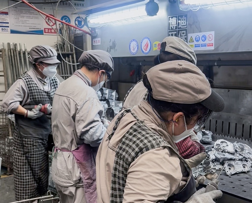 铝粉尘打磨工作台